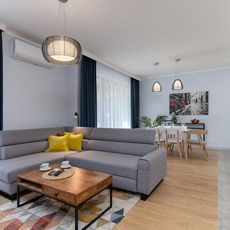 Br12 Premium Apartments , Garaz 别尔斯克-比亚拉 外观 照片