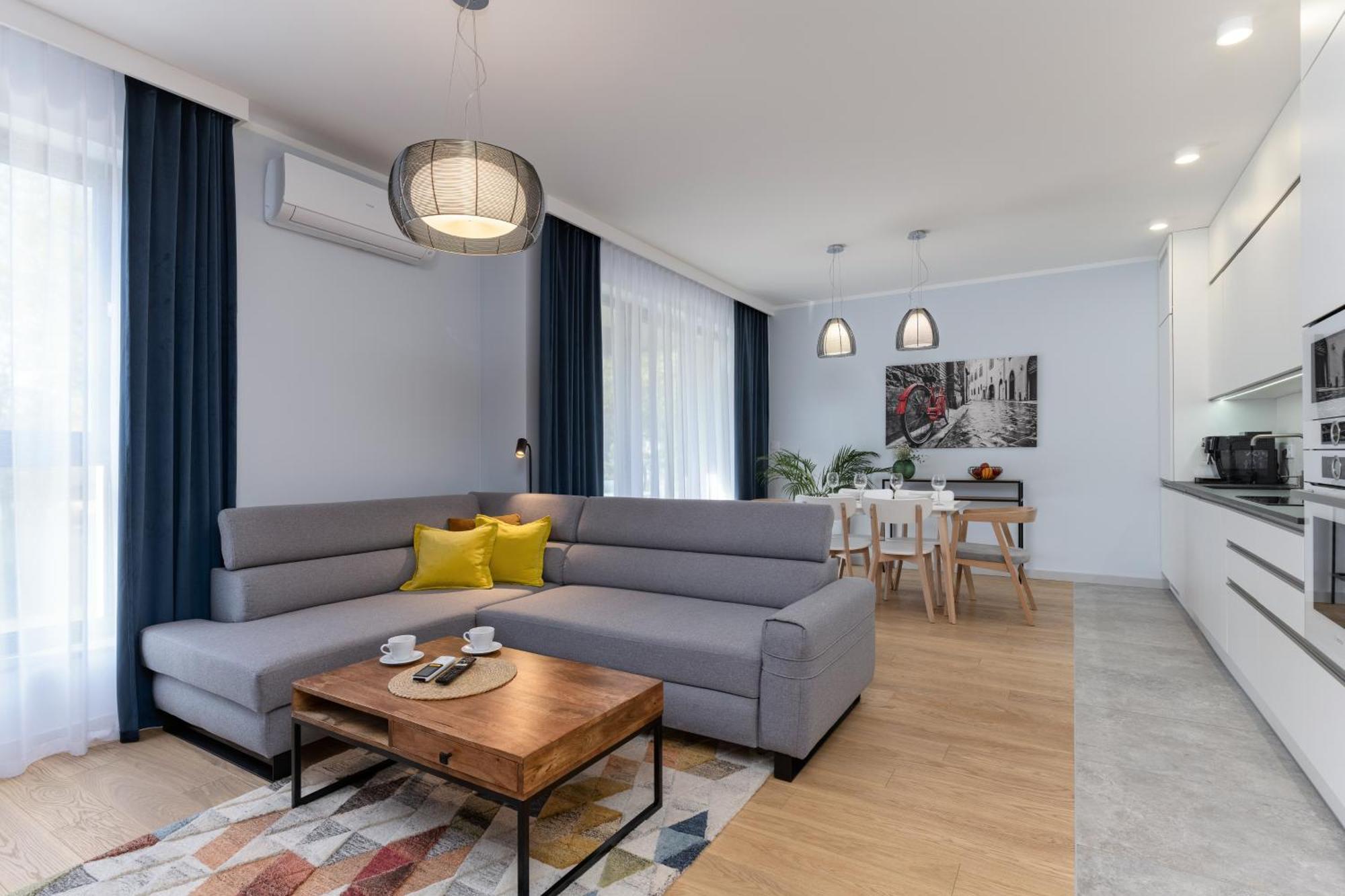 Br12 Premium Apartments , Garaz 别尔斯克-比亚拉 外观 照片