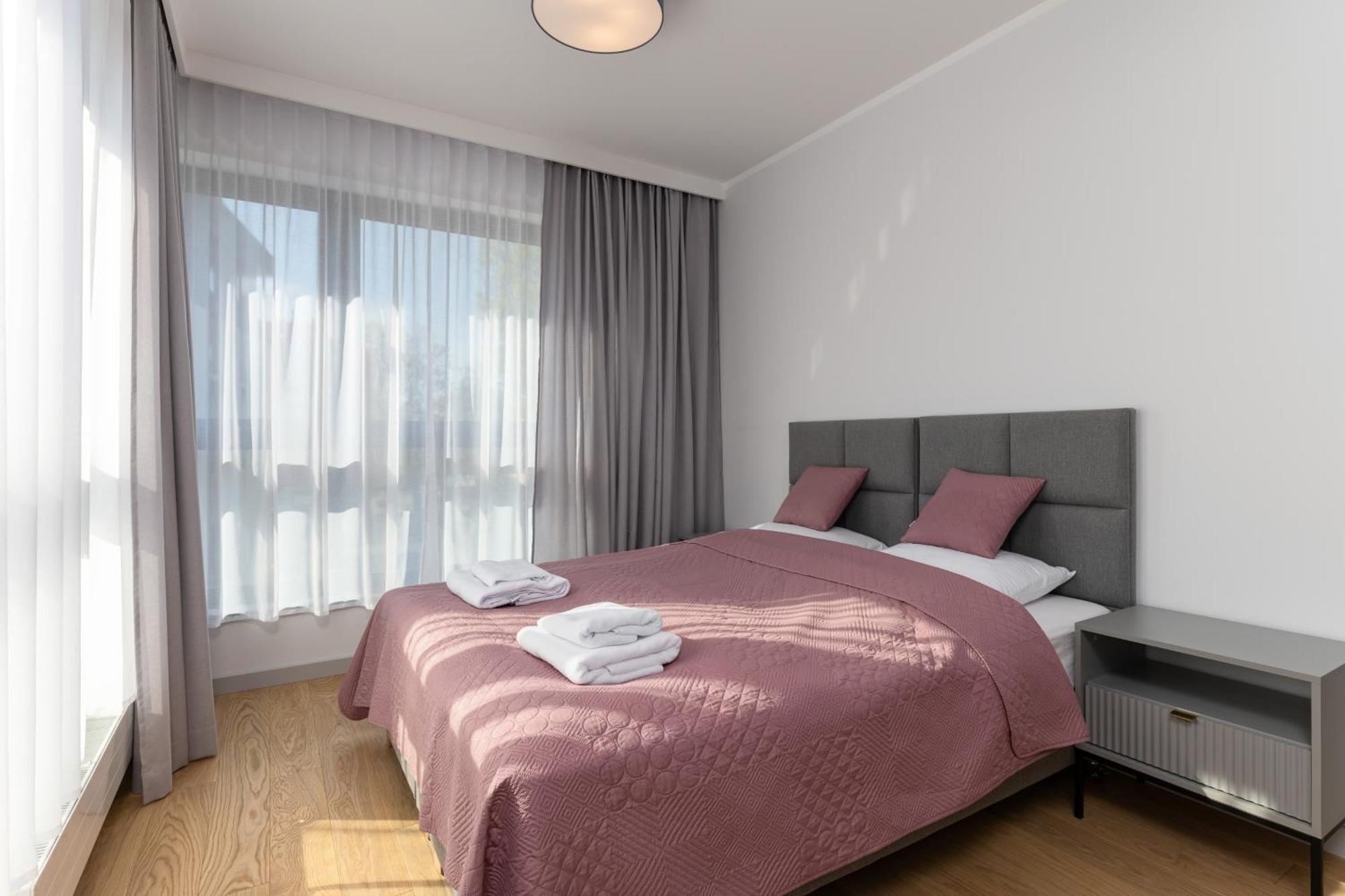 Br12 Premium Apartments , Garaz 别尔斯克-比亚拉 外观 照片
