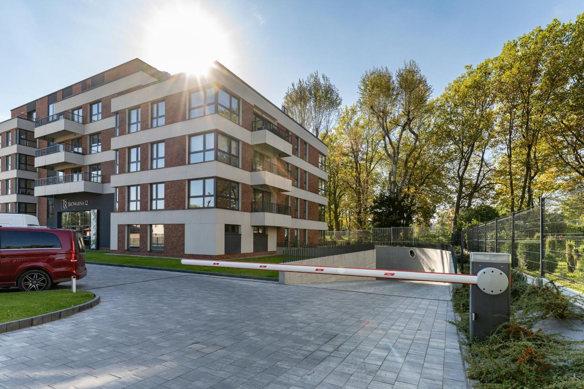 Br12 Premium Apartments , Garaz 别尔斯克-比亚拉 外观 照片
